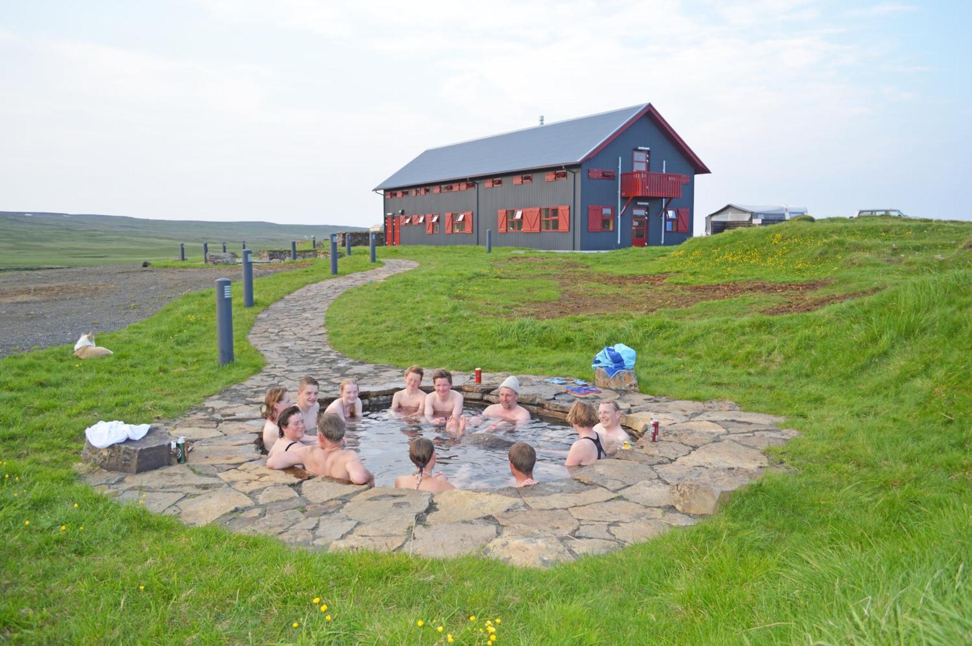 Laugarfell Accommodation & Hot Springs Bagian luar foto
