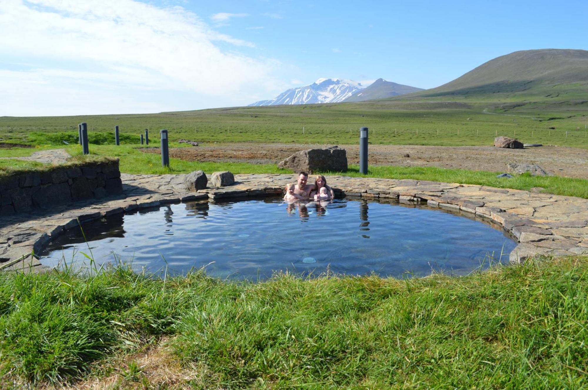 Laugarfell Accommodation & Hot Springs Bagian luar foto